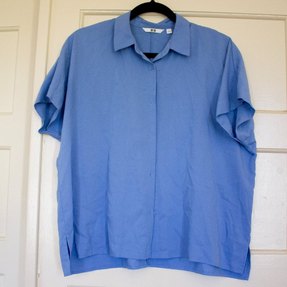 Uniqlo Button Up Short Sleeve Shirt